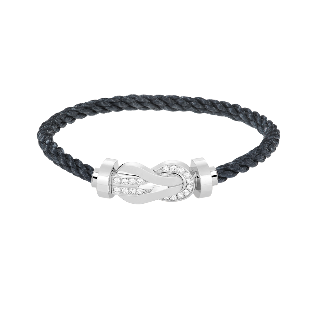 [Aurora]CHANCE LARGE 8 FIGURE BUCKLE HALF DIAMOND BRACELET SILVER