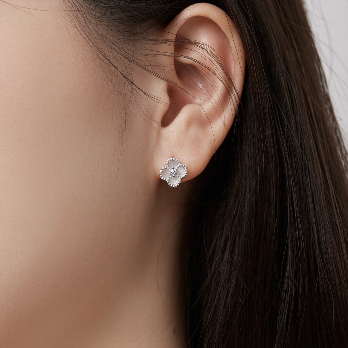 [Aurora]Four-Leaf Clover Flower Shape Exquisite Earrings