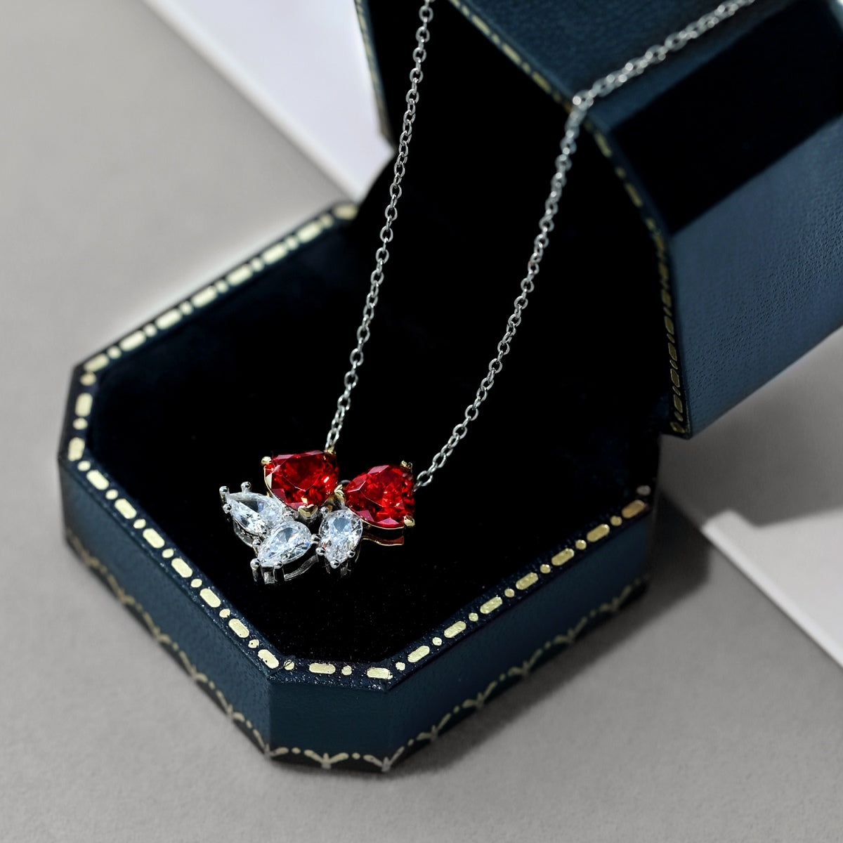 [Aurora]Dainty Red Heart Necklace