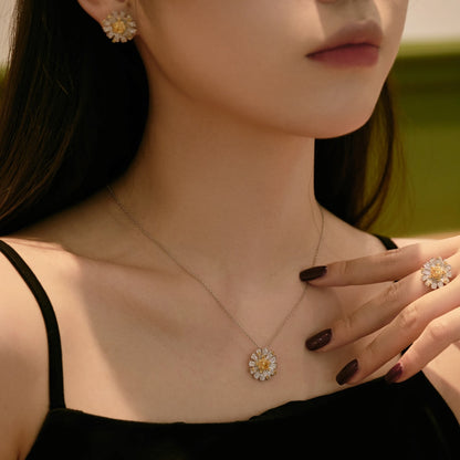 [Aurora]Exquisite Daisy Necklace
