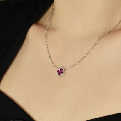 [AURORA]Exquisite Halskette mit vierblättrigem Kleeblatt-Blumendesign