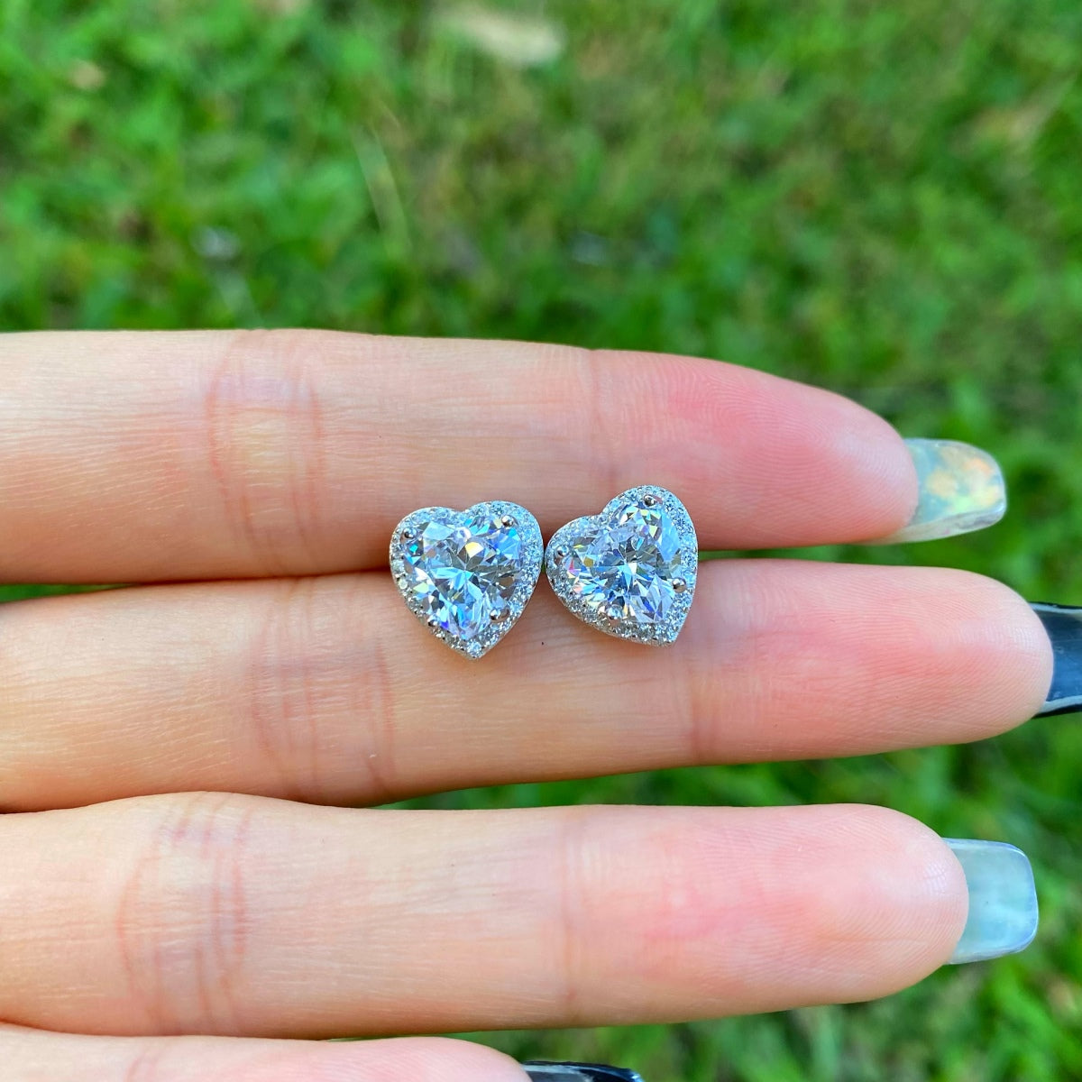 [Aurora]Sparkling Heart Shape Lover Earrings