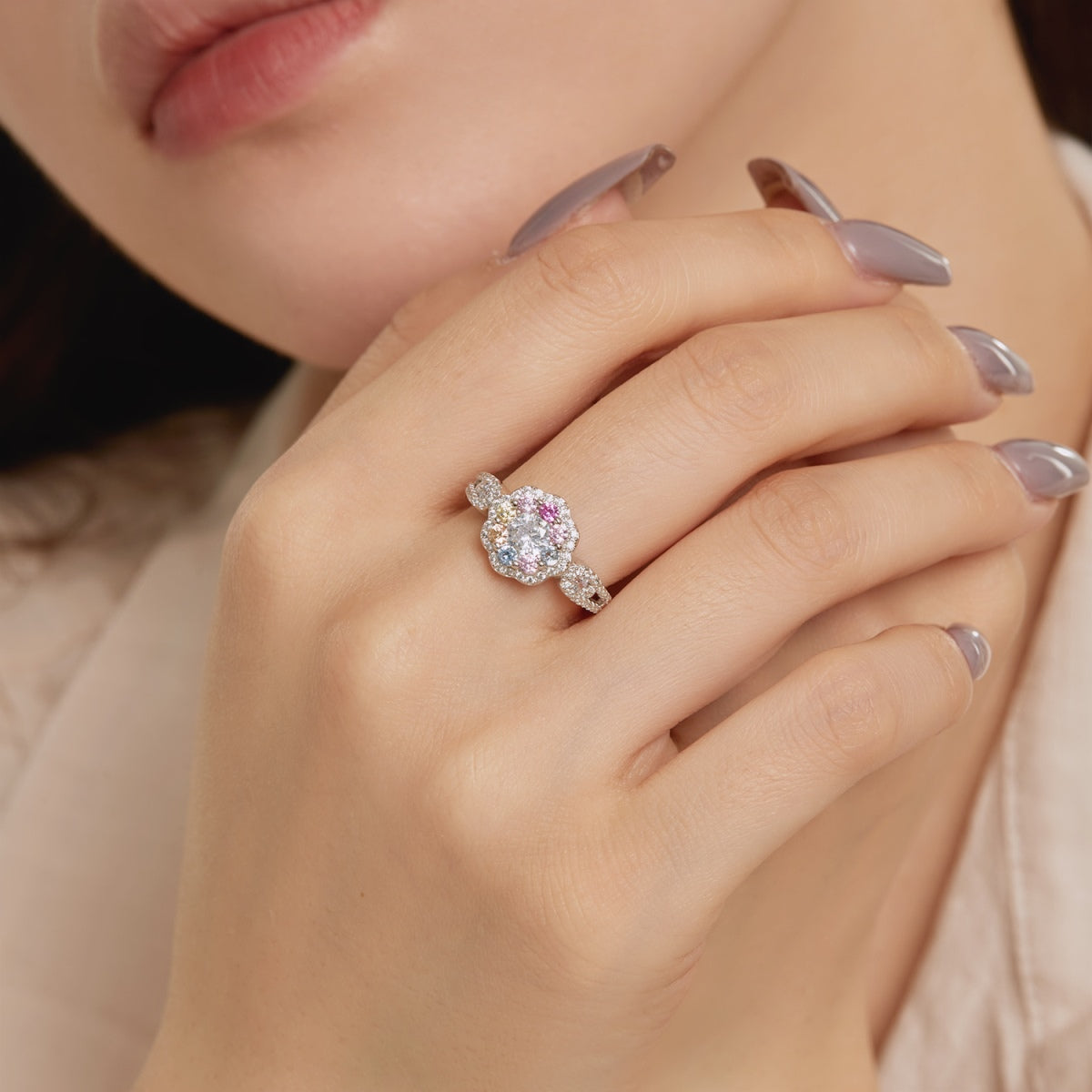 [AURORA]Delicate Colorful Round Cut Flower Shape Wedding Ring