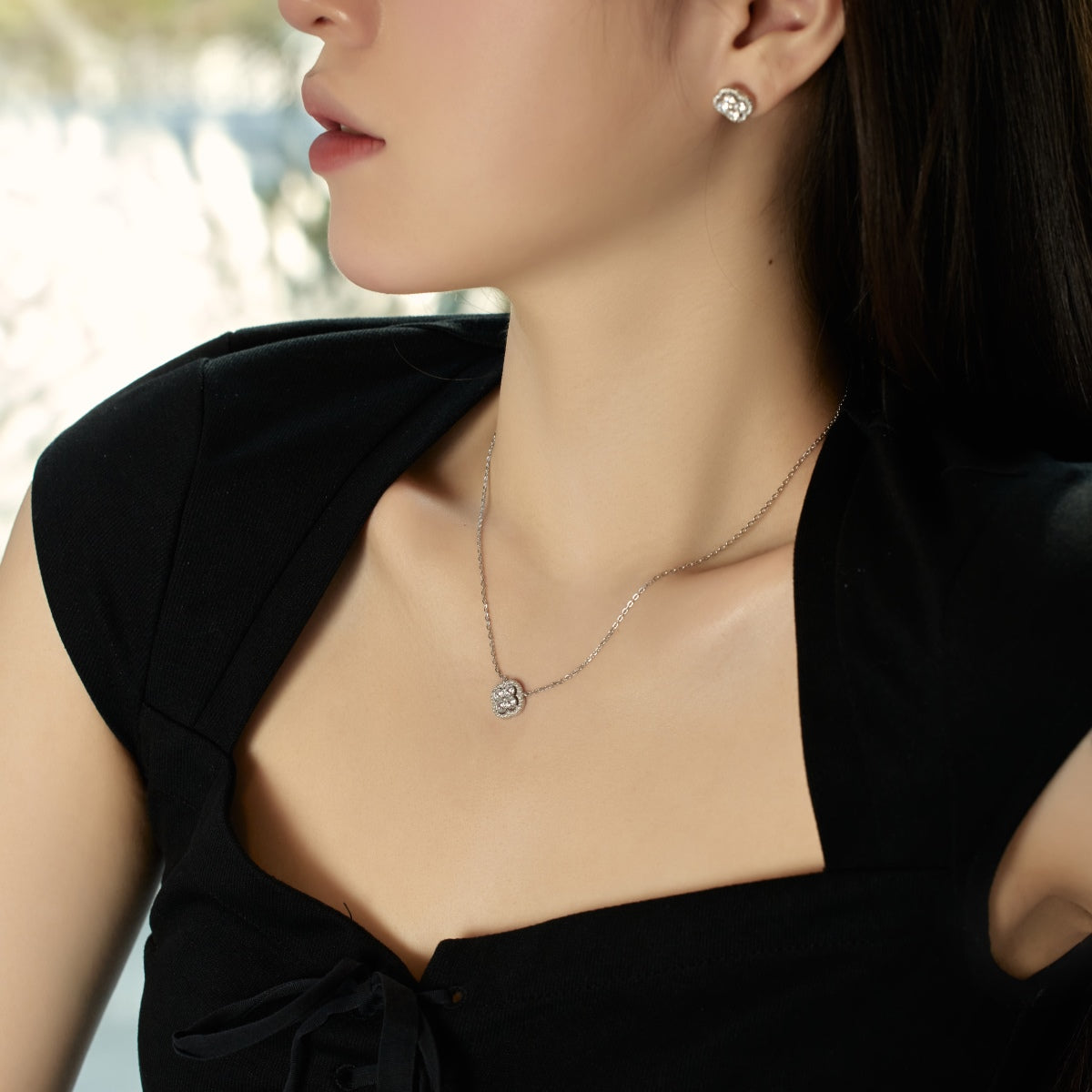 [Aurora]Exquisite Necklace With Four-Leaf Clover Flower Design