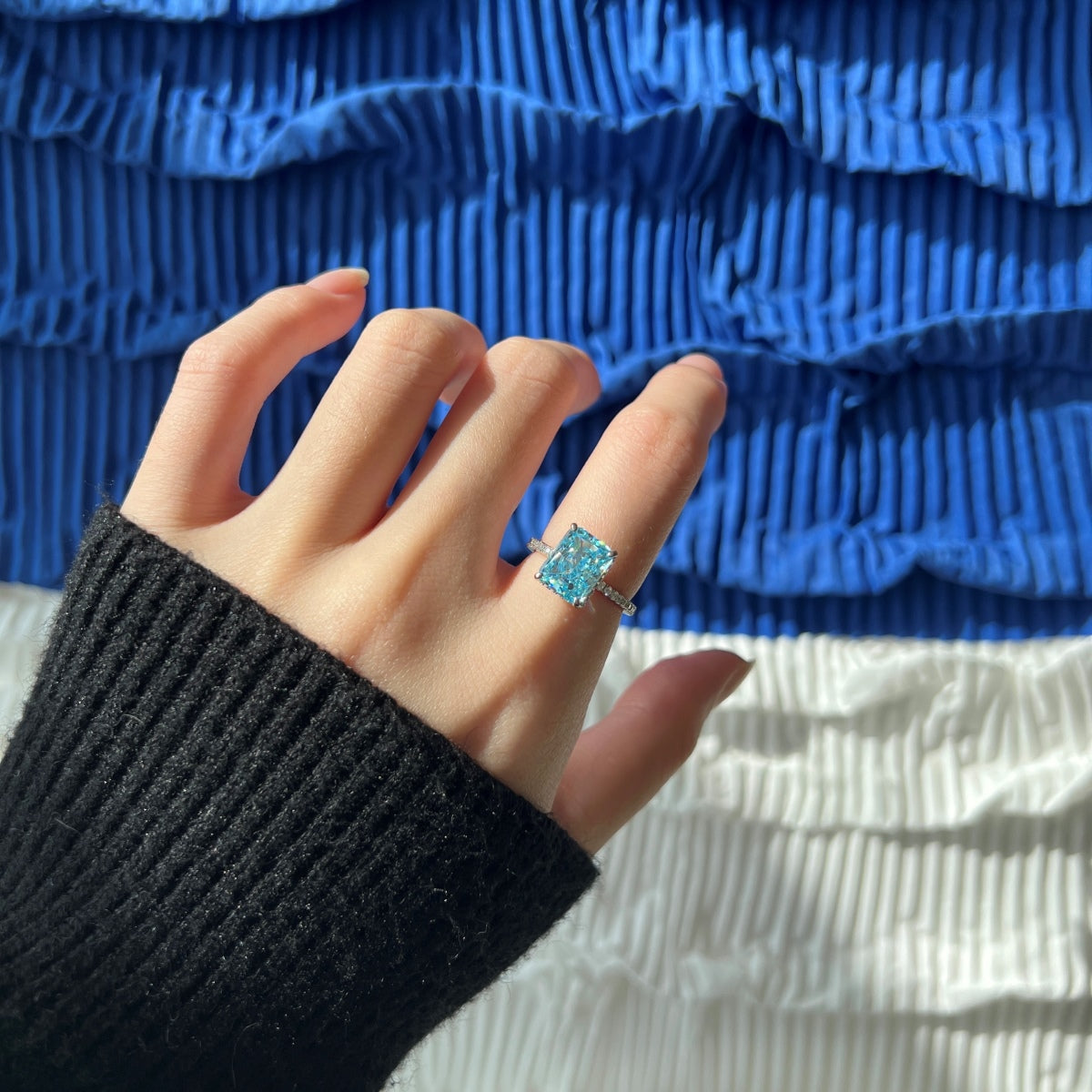 [Aurora]4.0 Carat Luxurious Engagement Ring
