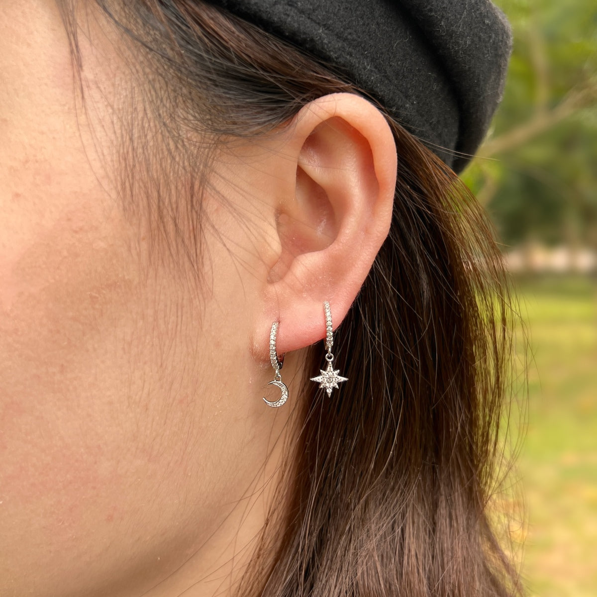 [Aurora]Star and Moon Asymmetric Earrings