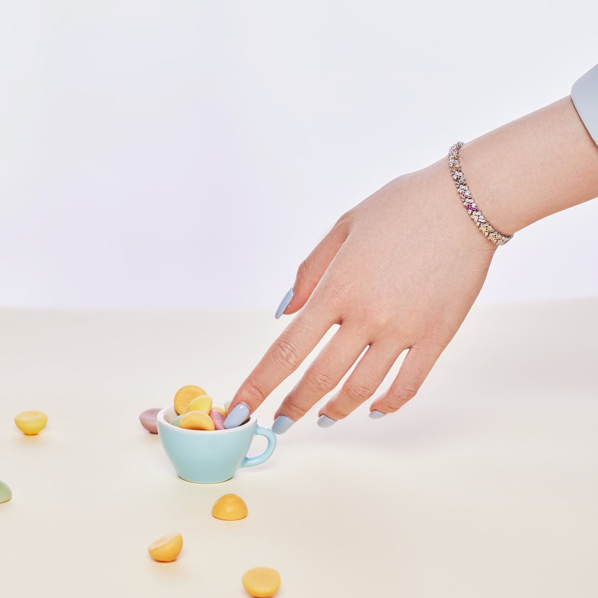 [Aurora]Dazzling Unique Multi Shape Daily Bracelet