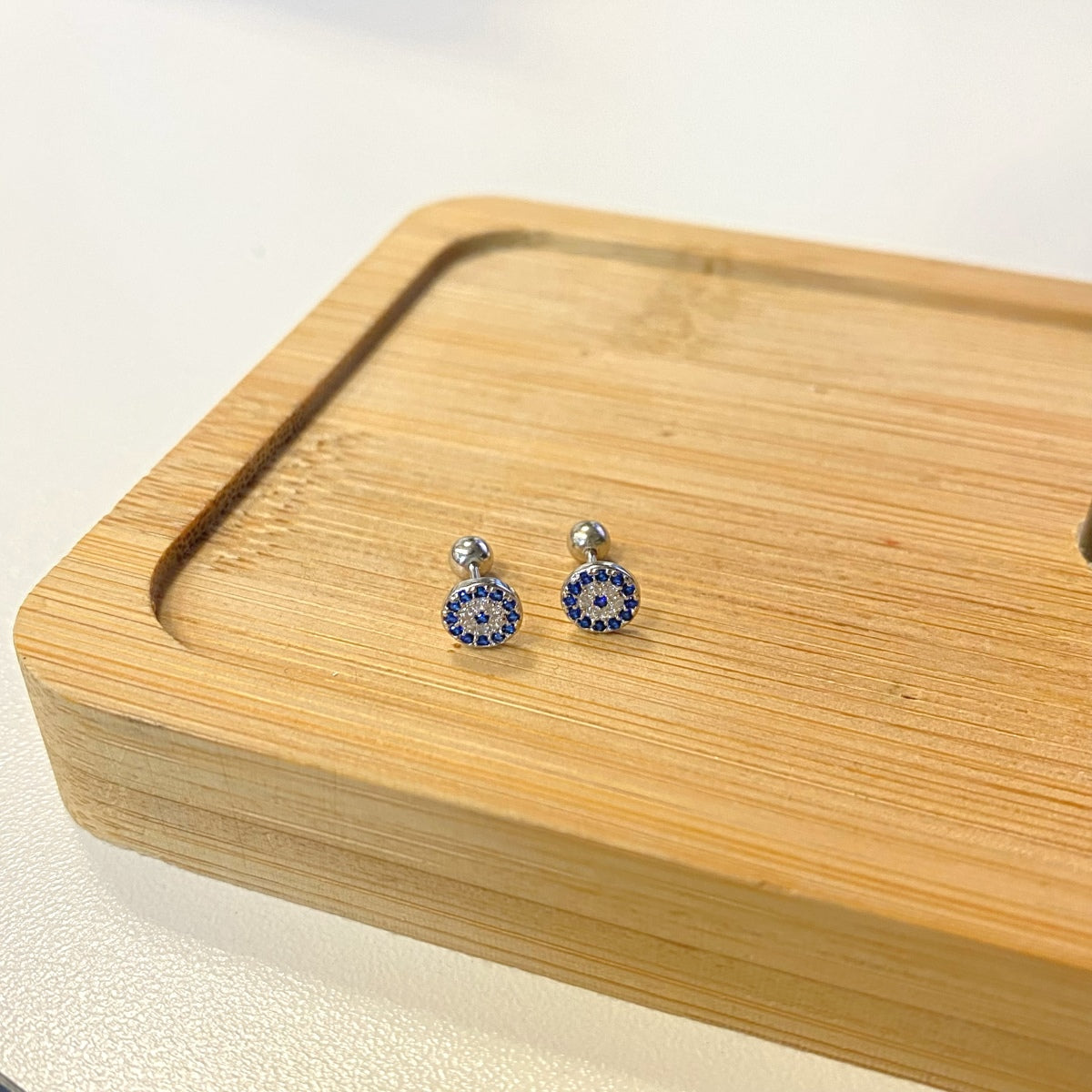 [Aurora]Devil's Eye Ear Bone Nail Earrings
