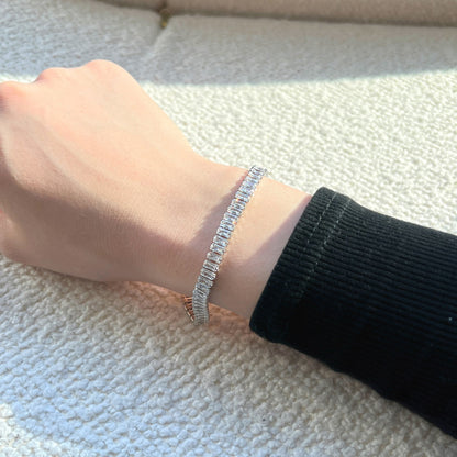 [AURORA]Exquisites Smaragdschliff-Tagesarmband