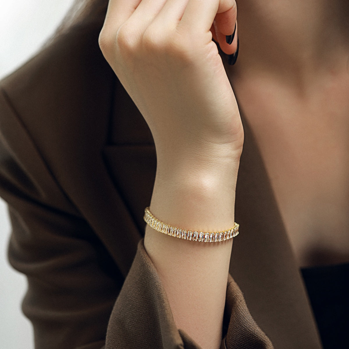 [AURORA]Exquisites Smaragdschliff-Tagesarmband