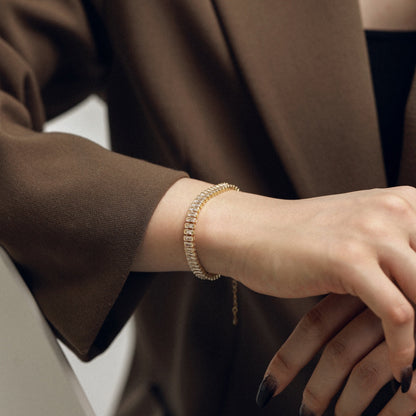 [AURORA]Exquisites Smaragdschliff-Tagesarmband