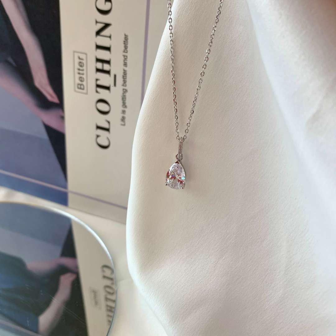 [Aurora]Delicate Water Drop Shape Fashion Necklace