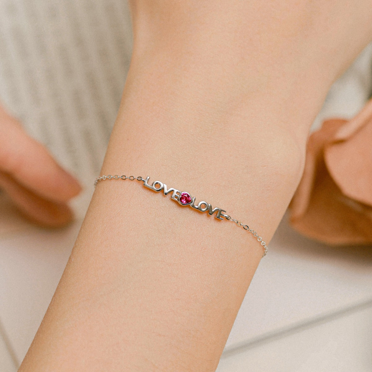 [AURORA] Romantisches Armband in Herzform für Liebhaber