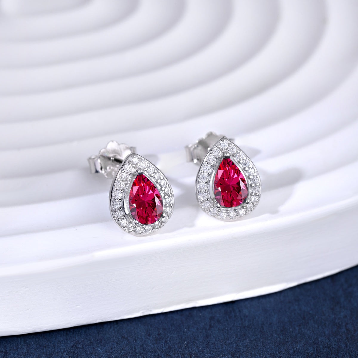 [Aurora]Luxurious Water Drop Shape Earrings