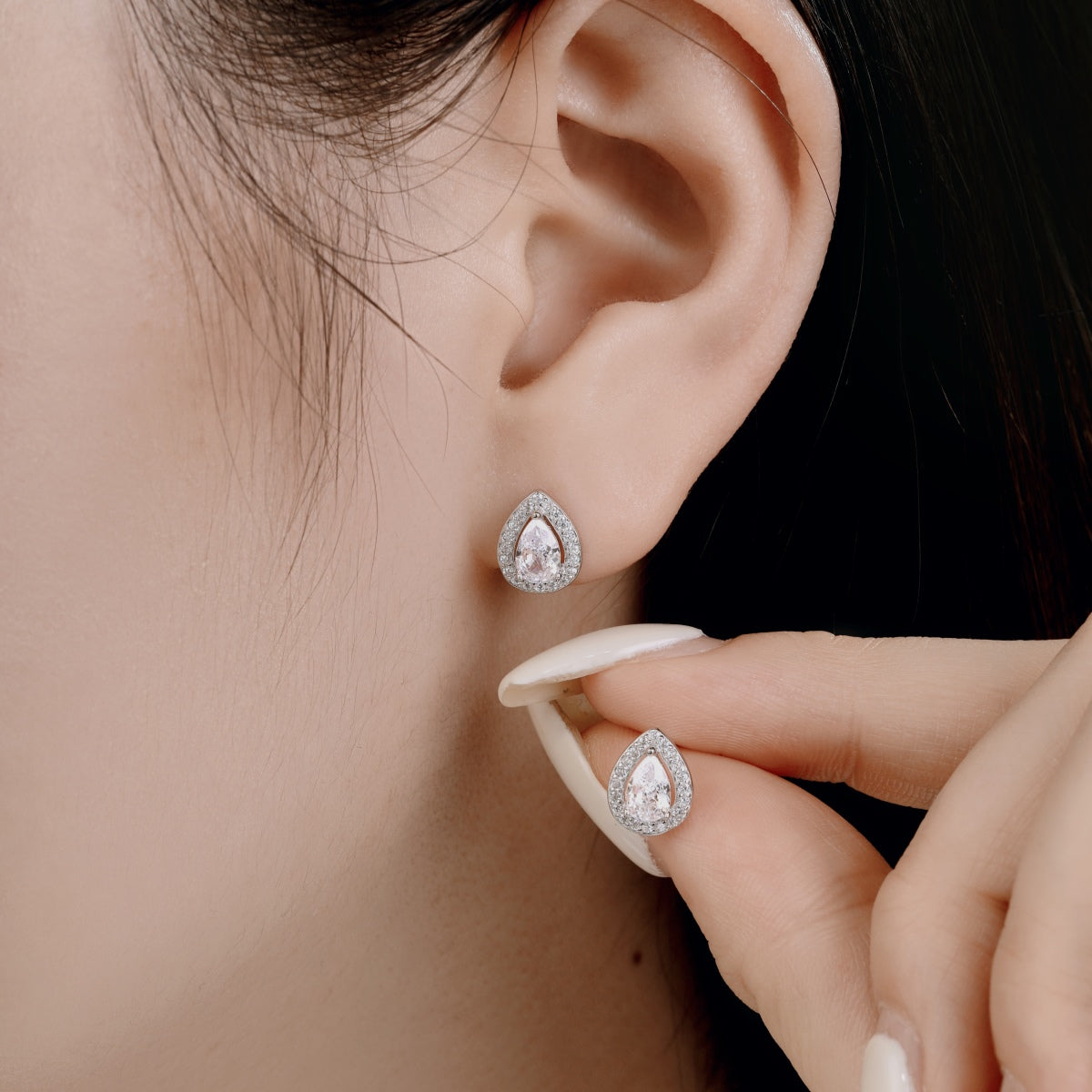 [Aurora]Luxurious Water Drop Shape Earrings