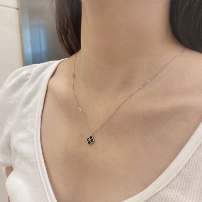 [Aurora]Delicate Flower Shape Necklace
