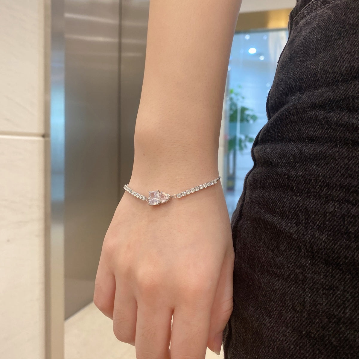 [Aurora]Dazzling Unique Multi Shape Lover Bracelet