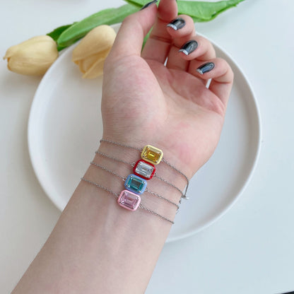 [AURORA]2,0 Karat funkelndes buntes Smaragdschliff-Tagesarmband