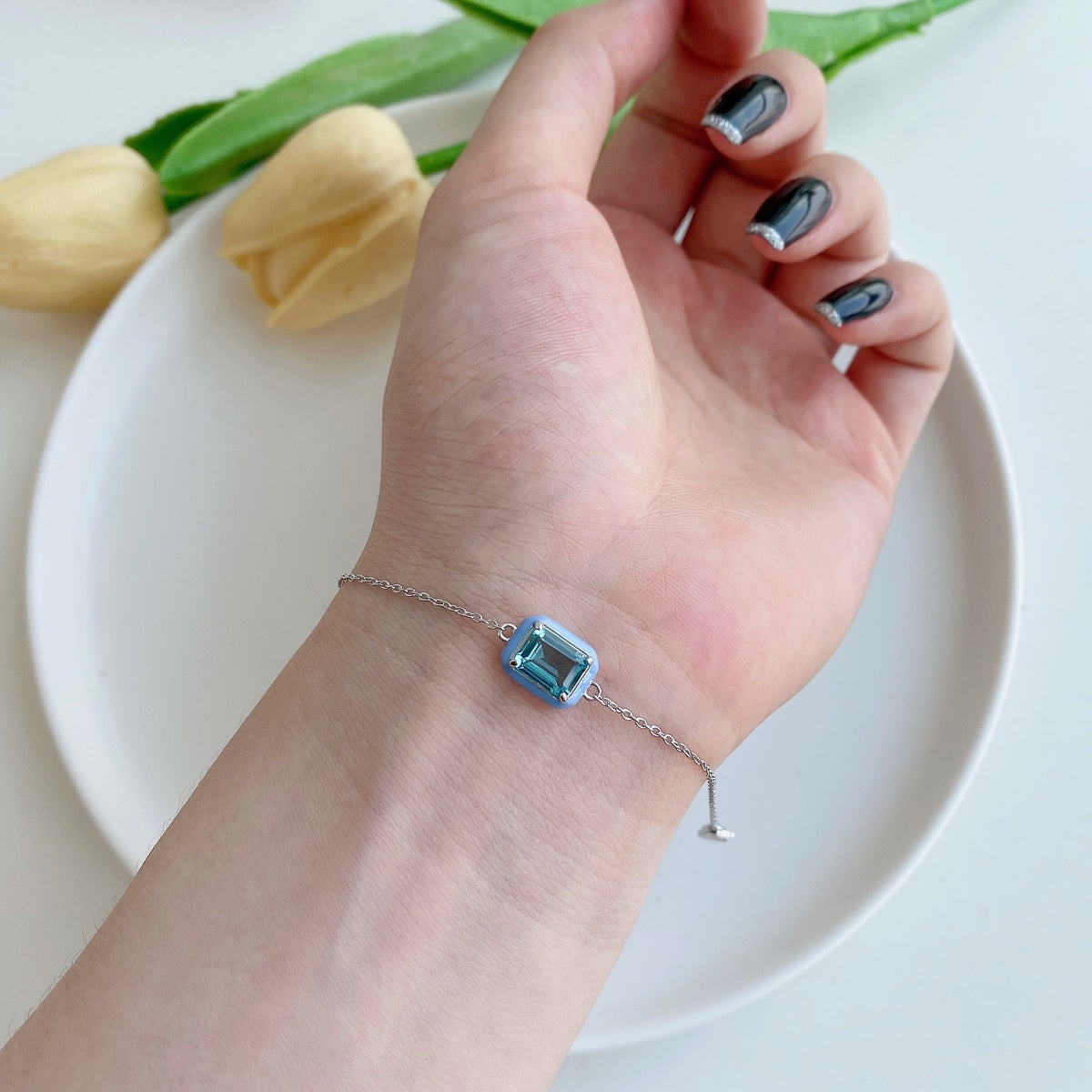[Aurora]2.0 Carat Sparkling Colorful Emerald Cut Daily Bracelet