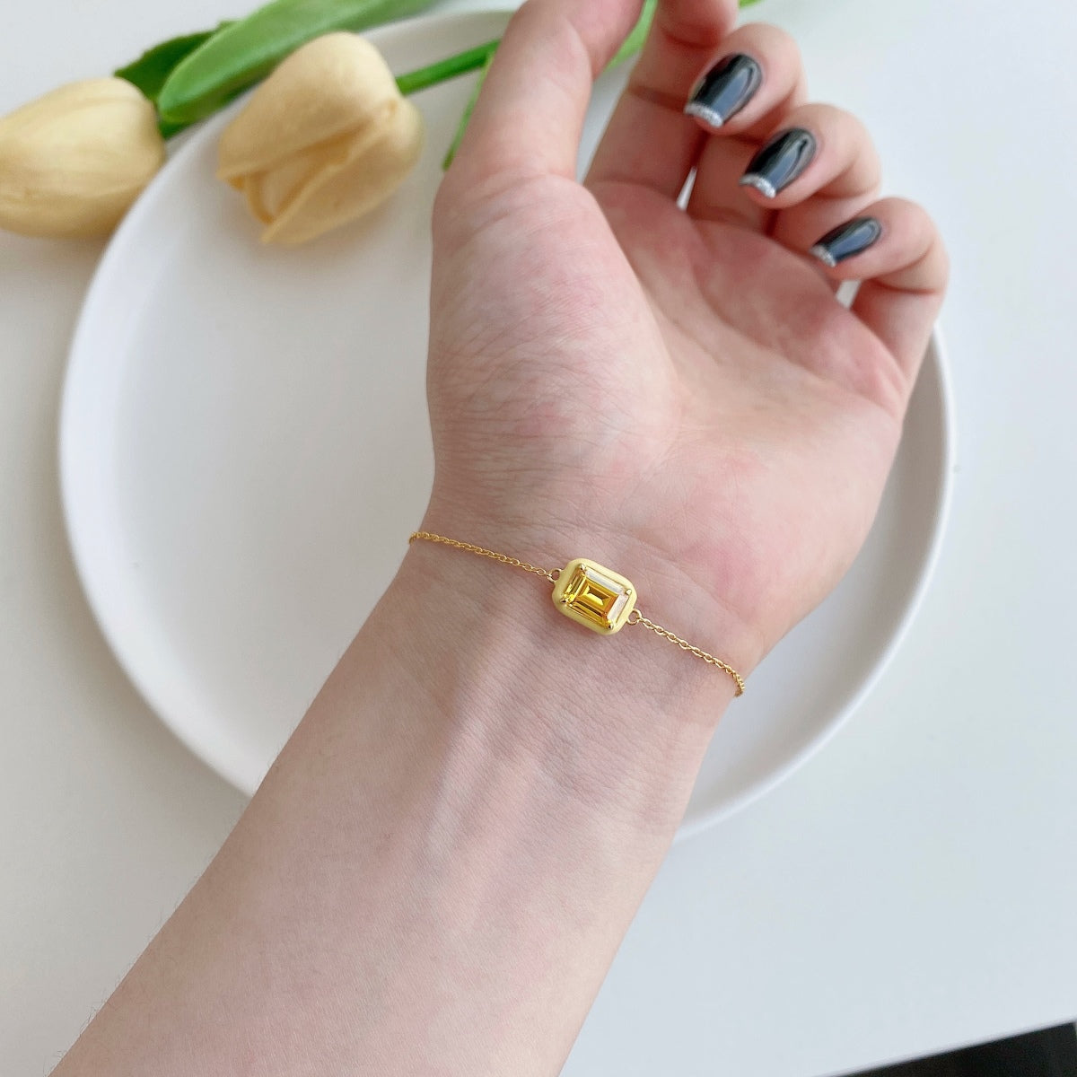 [Aurora]2.0 Carat Sparkling Colorful Emerald Cut Daily Bracelet