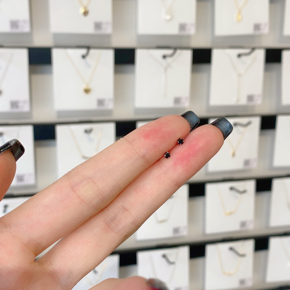 [AURORA]Delicate Solitaire Earrings