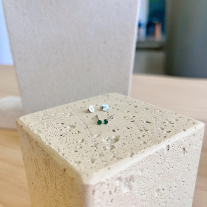 [AURORA]Delicate Solitaire Earrings