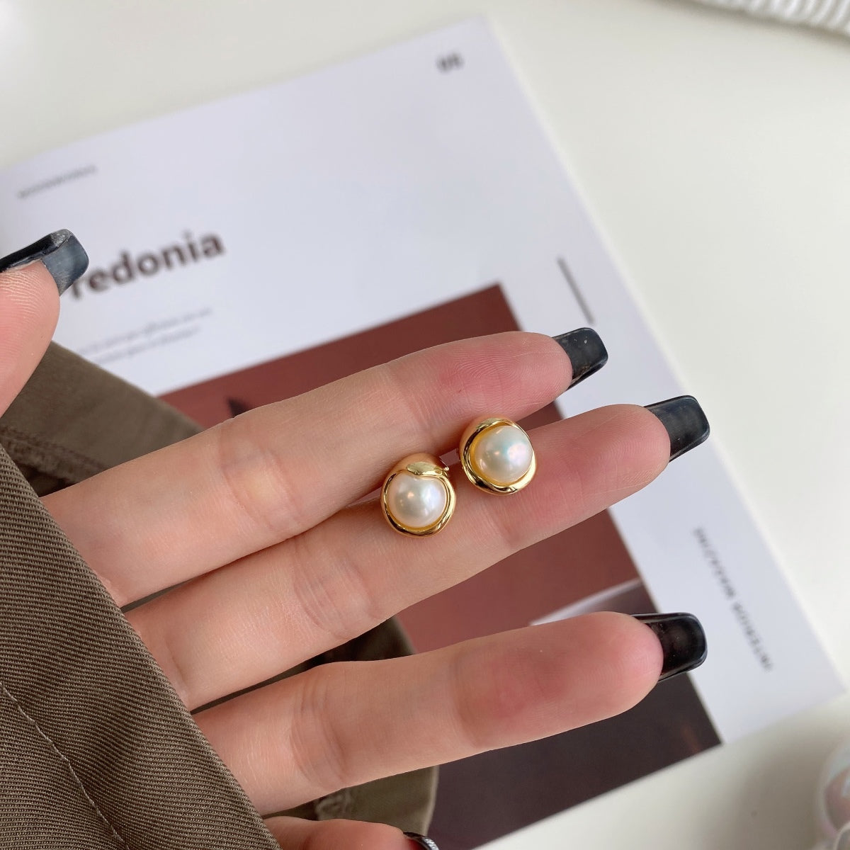 [AURORA]Dainty Bread Pearl Earrings