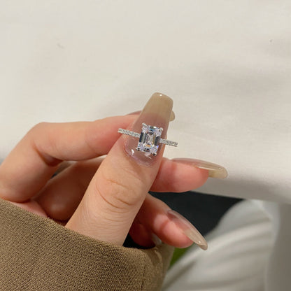 [AURORA] 2,0 Karat funkelnder Partyring im verzierten Radiantschliff