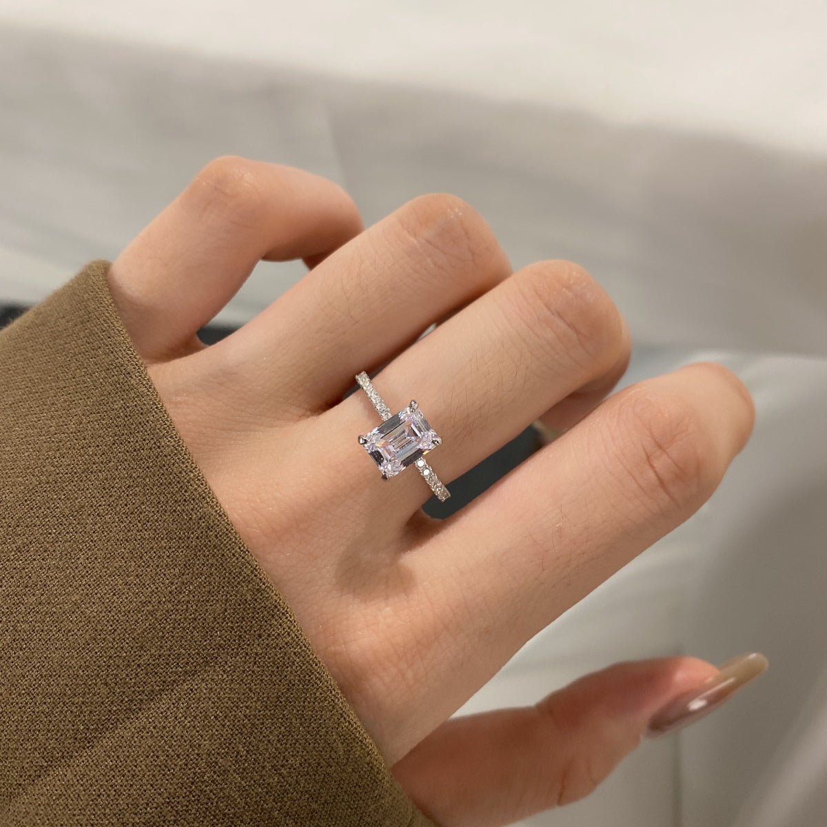 [Aurora]2.0 Carat Scintillating Ornate Radiant Cut Party Ring