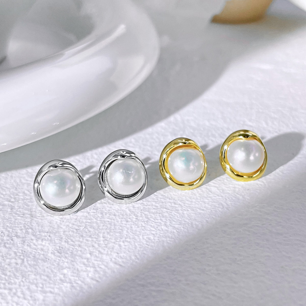 [AURORA]Dainty Bread Pearl Earrings