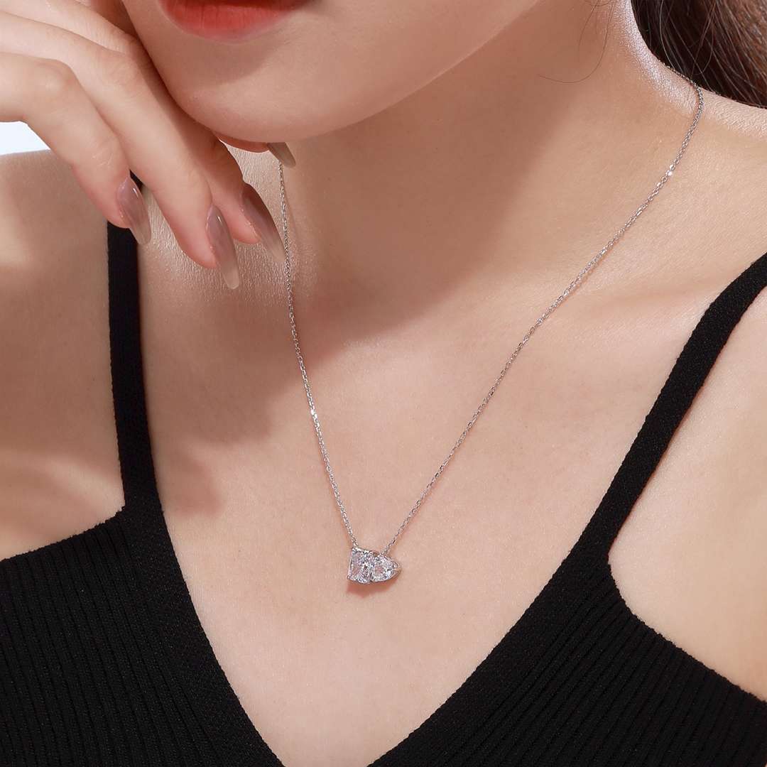 [Aurora]Dazzling Square & Heart Shape Necklace