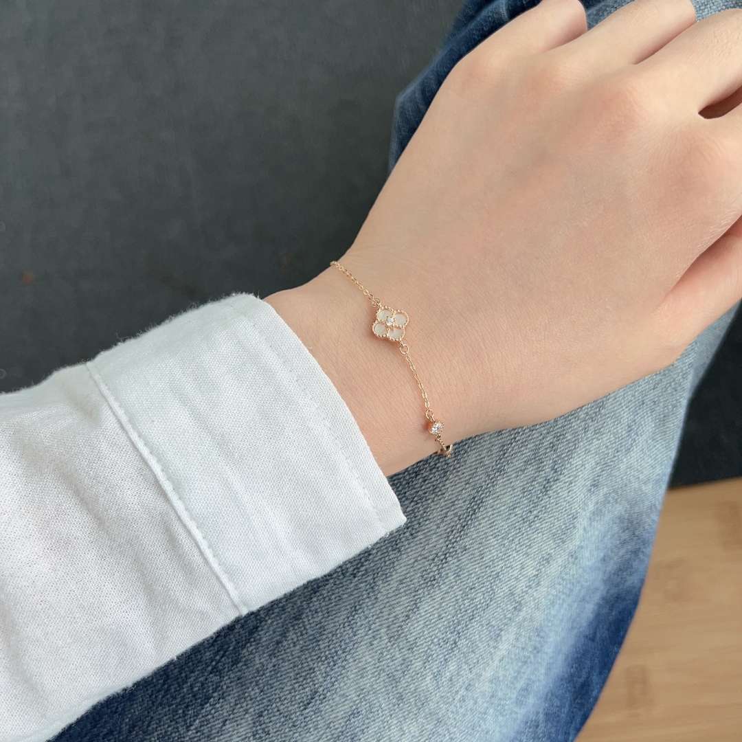 [Aurora]Delicate Four Leaf Clover Bracelet