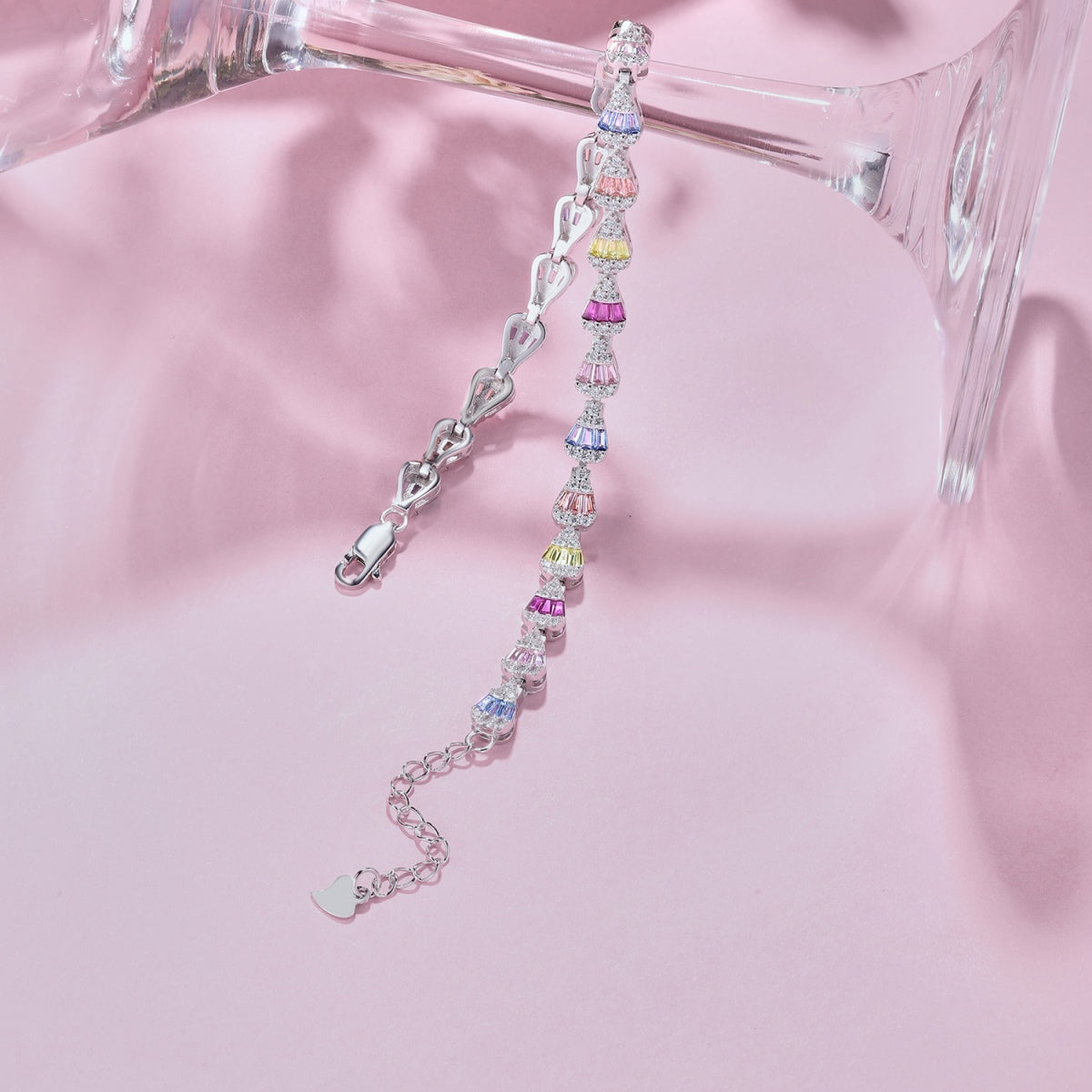 [AURORA] Strahlendes Wassertropfen-Armband für den Alltag