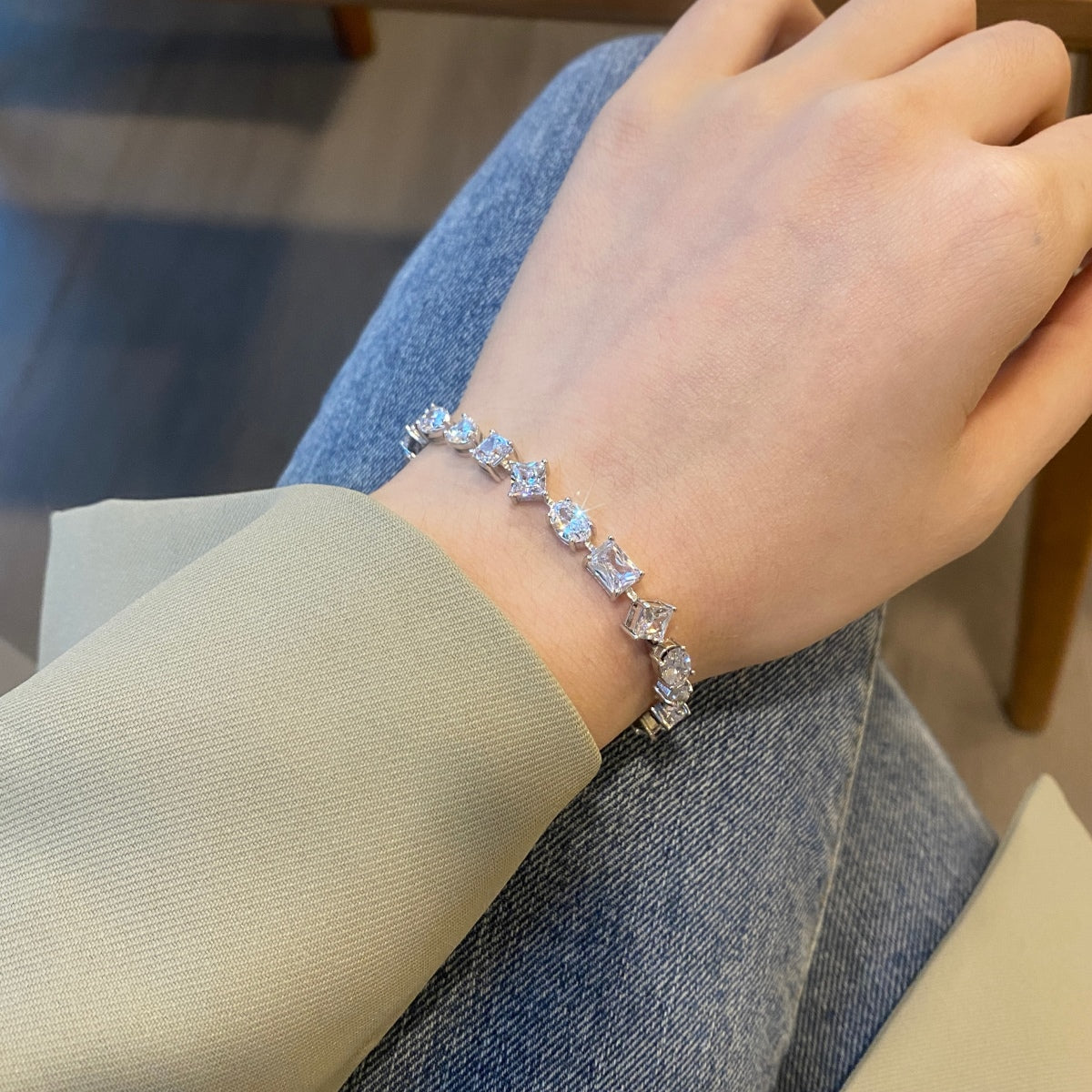 [Aurora]Unique Exquisite Multi Cut Daily Bracelet