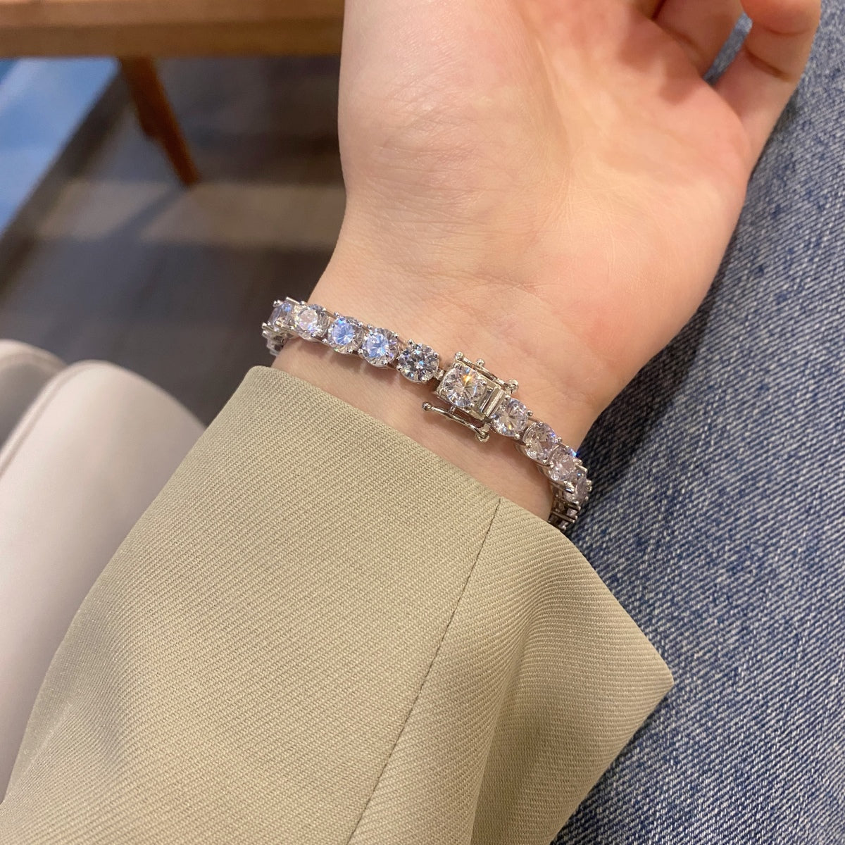 [AURORA]0,75 Karat schillerndes Hochzeitsarmband im Rundschliff