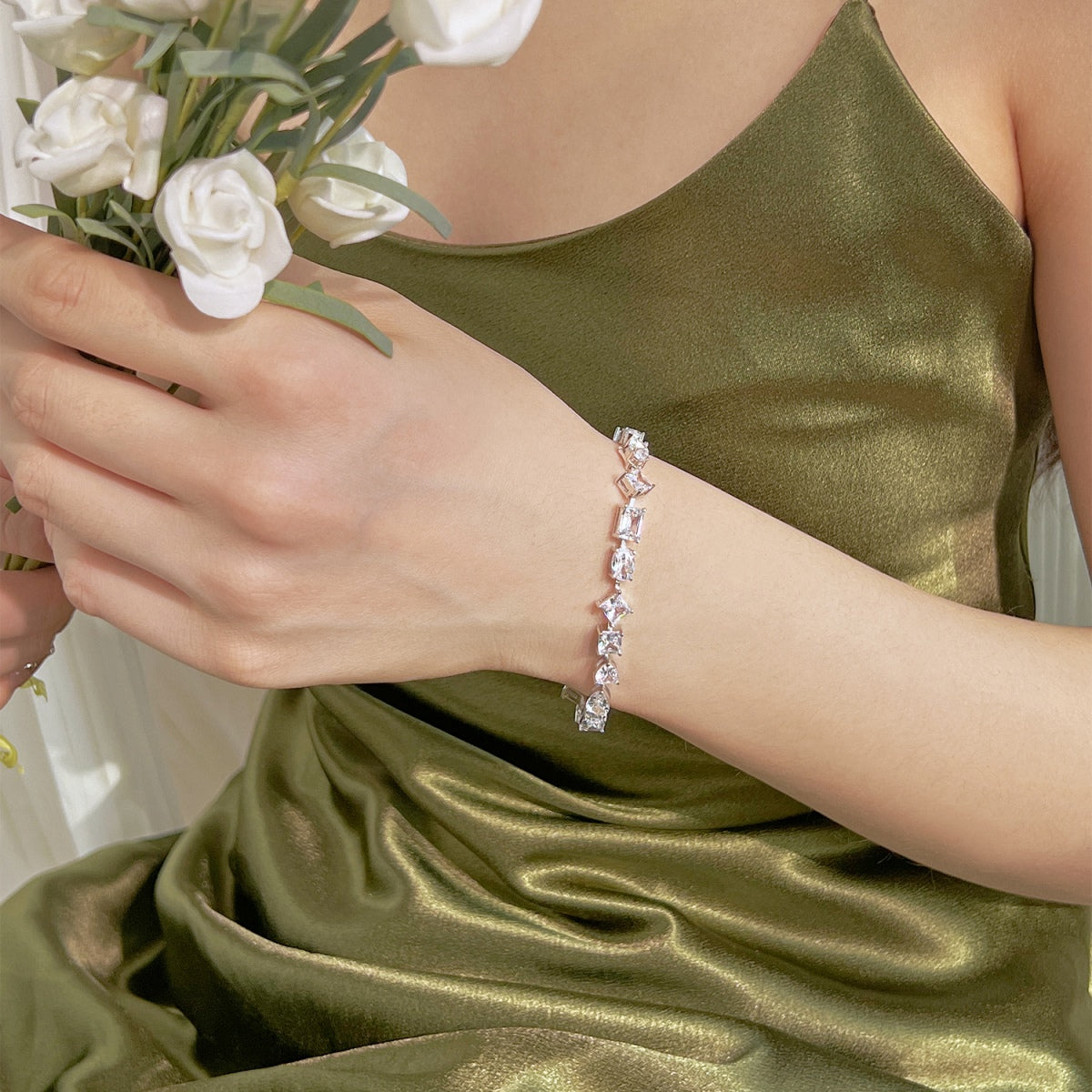 [Aurora]Unique Exquisite Multi Cut Daily Bracelet