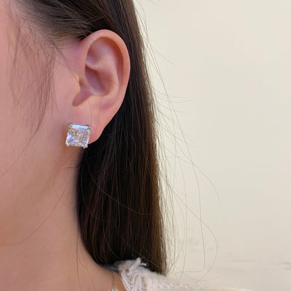 [Aurora]Delicate Square Shape Earrings