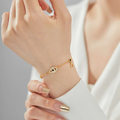 [Aurora]Dainty Eye Shape Necklace