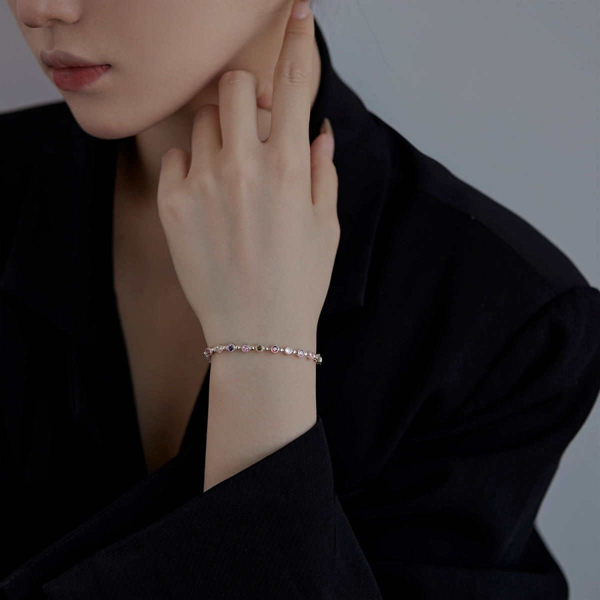 [AURORA] Funkelndes, exquisites Party-Armband im Rundschliff