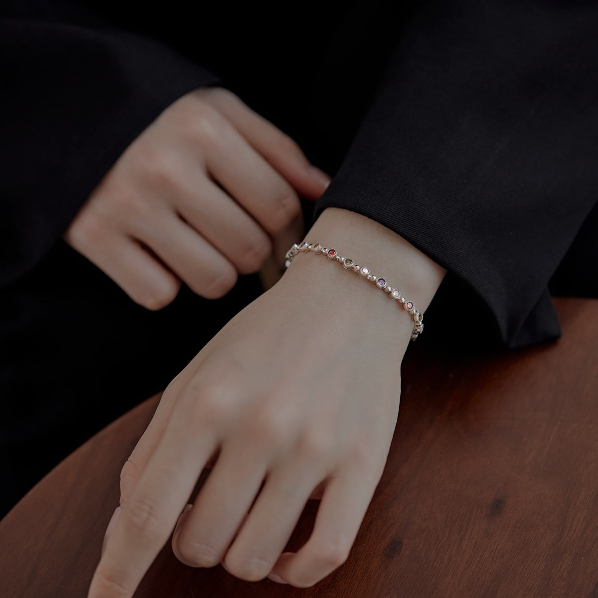[AURORA] Funkelndes, exquisites Party-Armband im Rundschliff