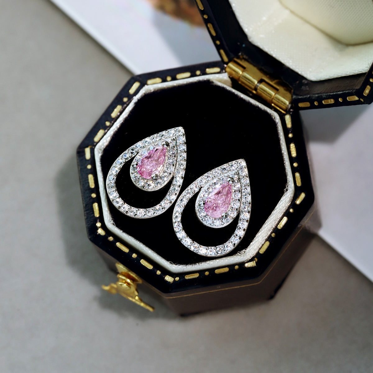 [Aurora]Sparkling Delicate Water Drop Shape Daily Earrings