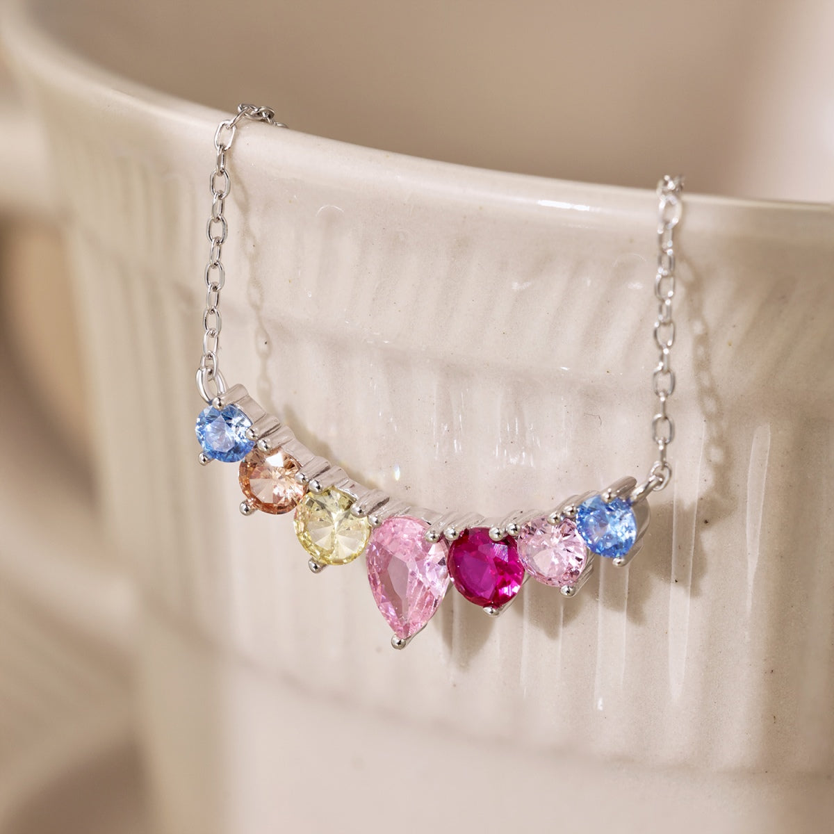 [Aurora]Dainty Colorful Heart Necklace