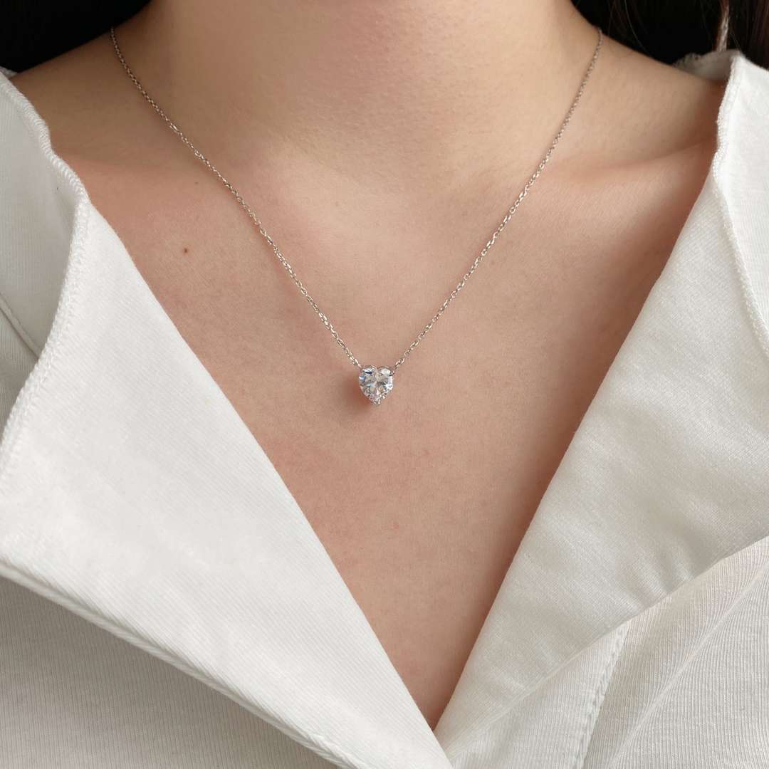 [Aurora]Heart Shape Main Stone Pendant Collarbone Necklace