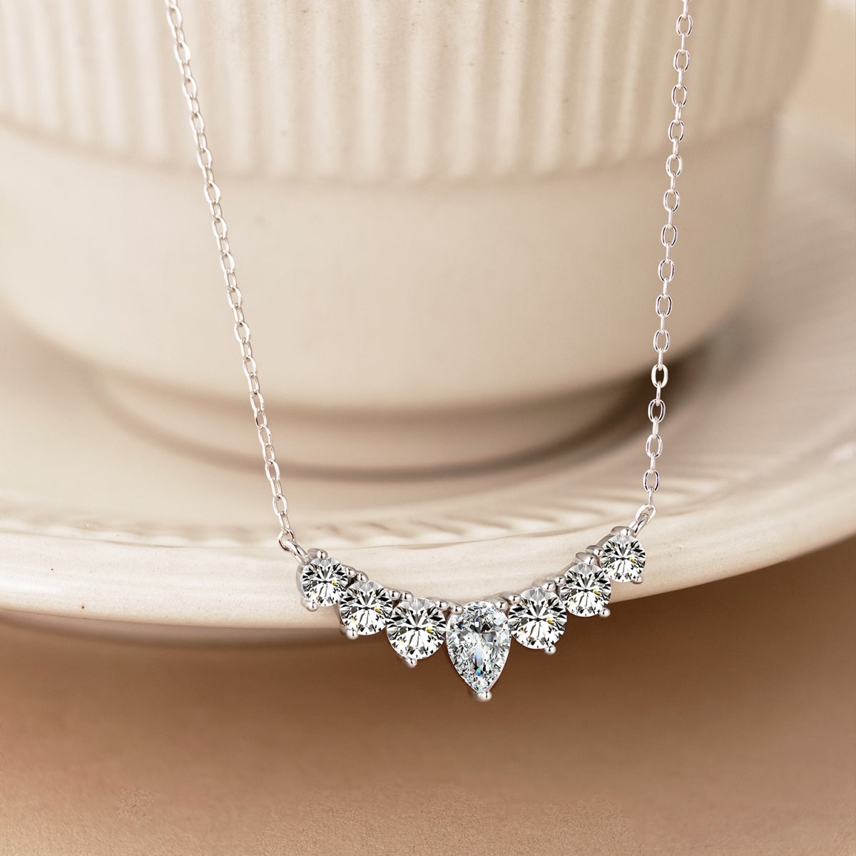 [Aurora]Dainty Colorful Heart Necklace