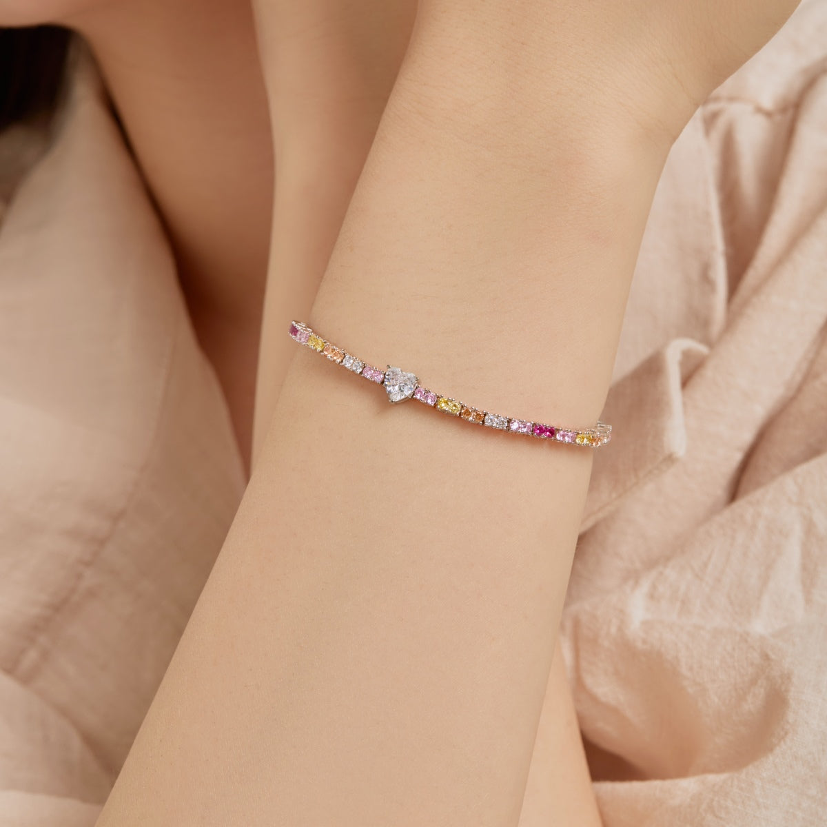 [Aurora]Delicate Romantic Heart Shape Lover Bracelet