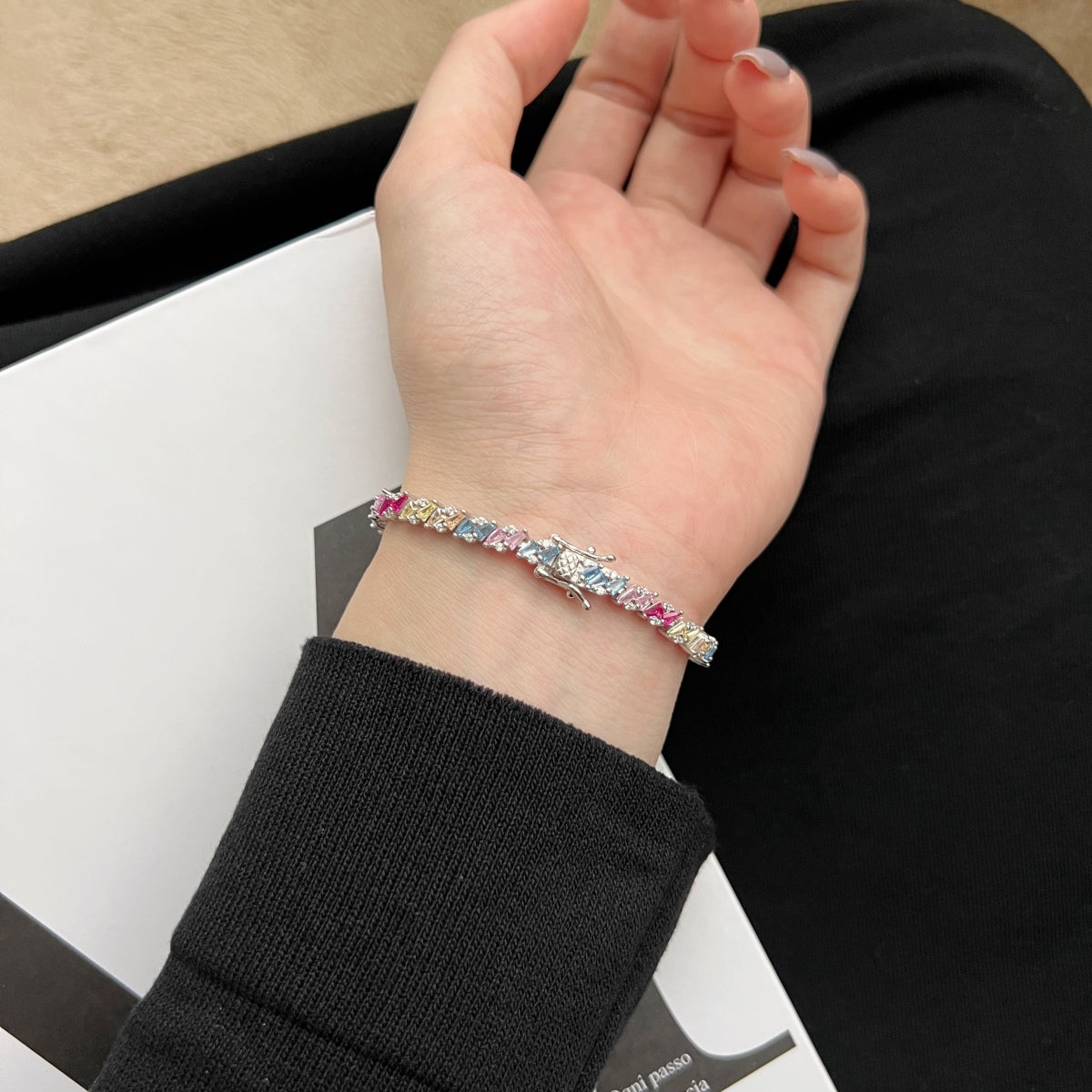 [Aurora]Ornate Sparkling Multi Cut Party Bracelet