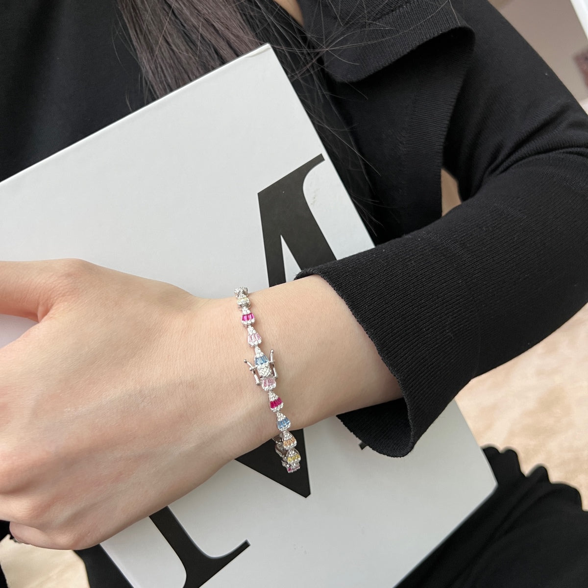 [AURORA] Strahlendes Wassertropfen-Armband für den Alltag