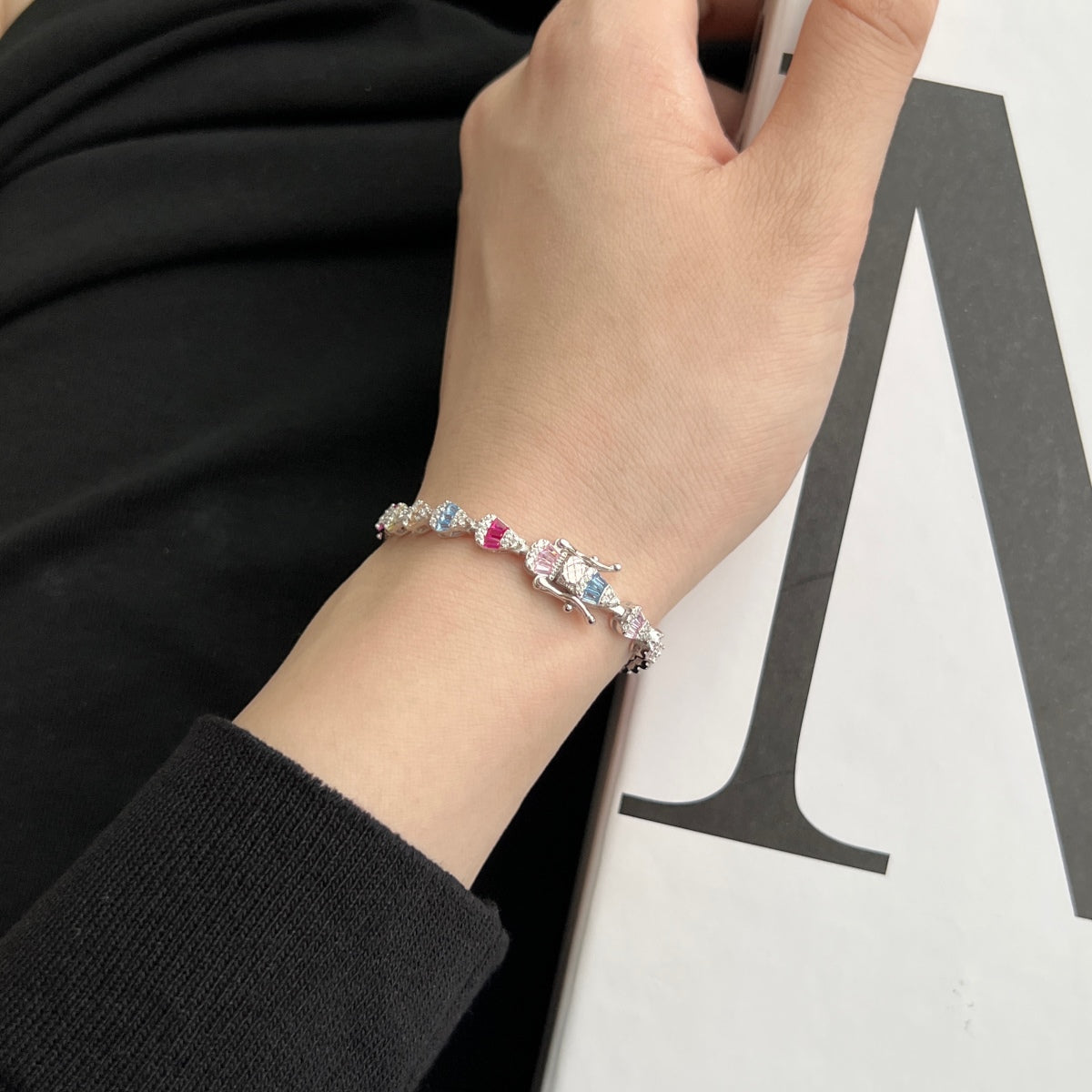 [Aurora]Radiant Water Drop Shape Daily Bracelet