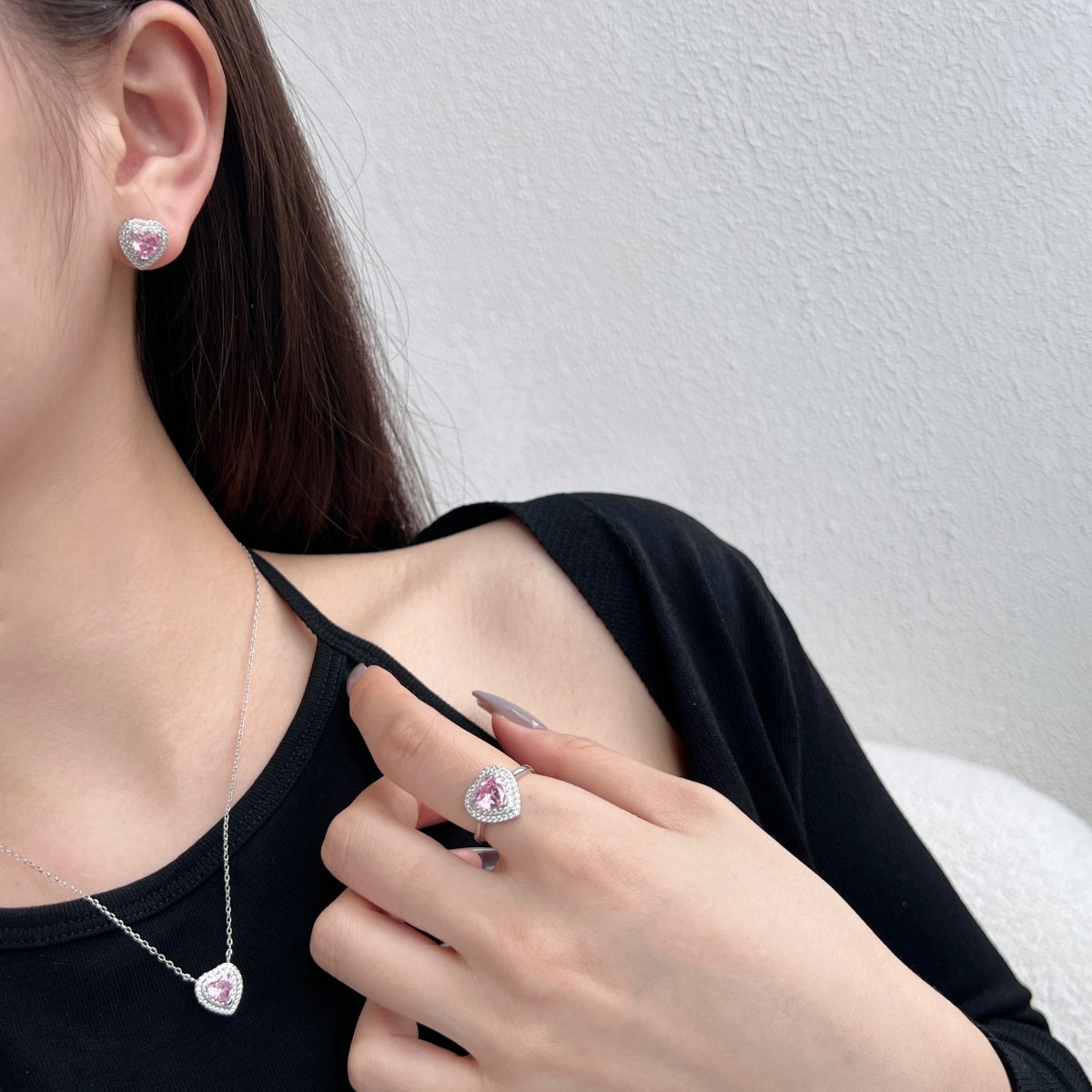 [Aurora]Dazzling Heart Shape Lover Earrings