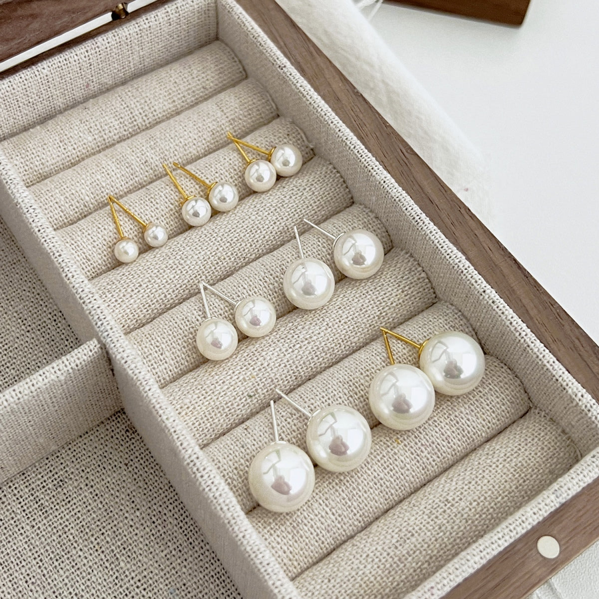 [Aurora]Delicate Pearl Earrings